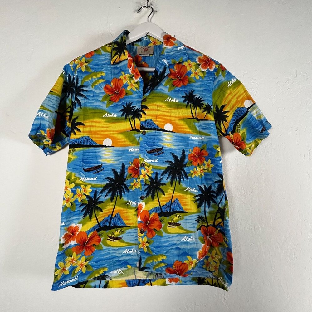Hawaii Station Men Button Up Camp Shirt Medium Blue Tropical Sunrise 100% Cotton